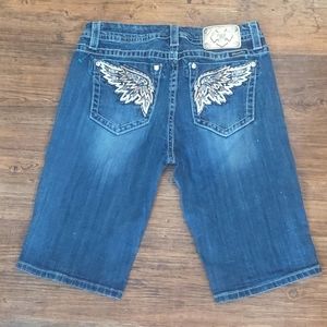 Size 31 Miss Me Mid-Rise Curvy Bermuda Shorts